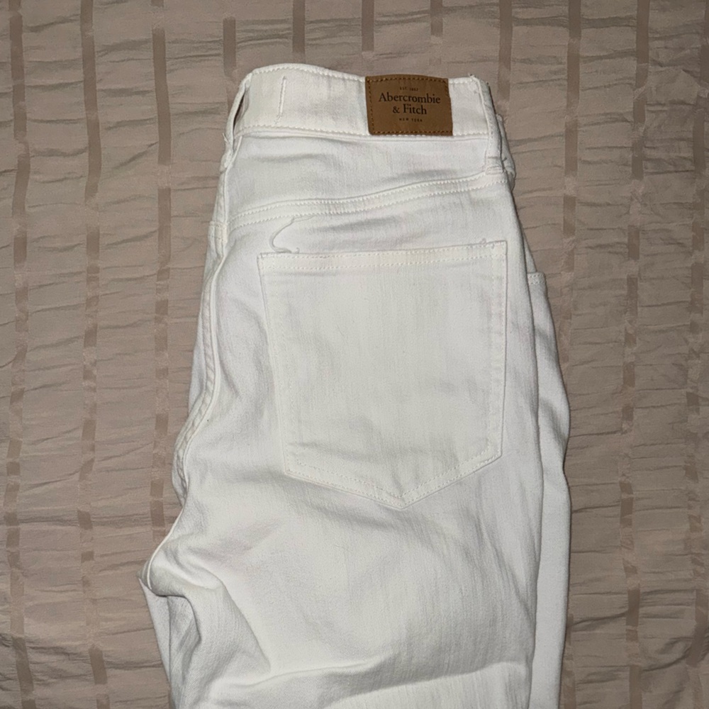 Abercrombie & Fitch White High Rise Jeans